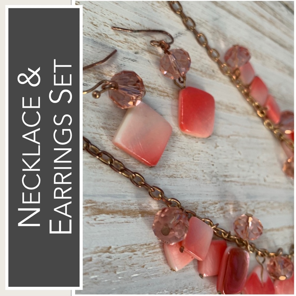 Lucite & Acrylic Jewels Necklace & Earrings in Pink & White Gradients Vintage - Picture 12 of 13